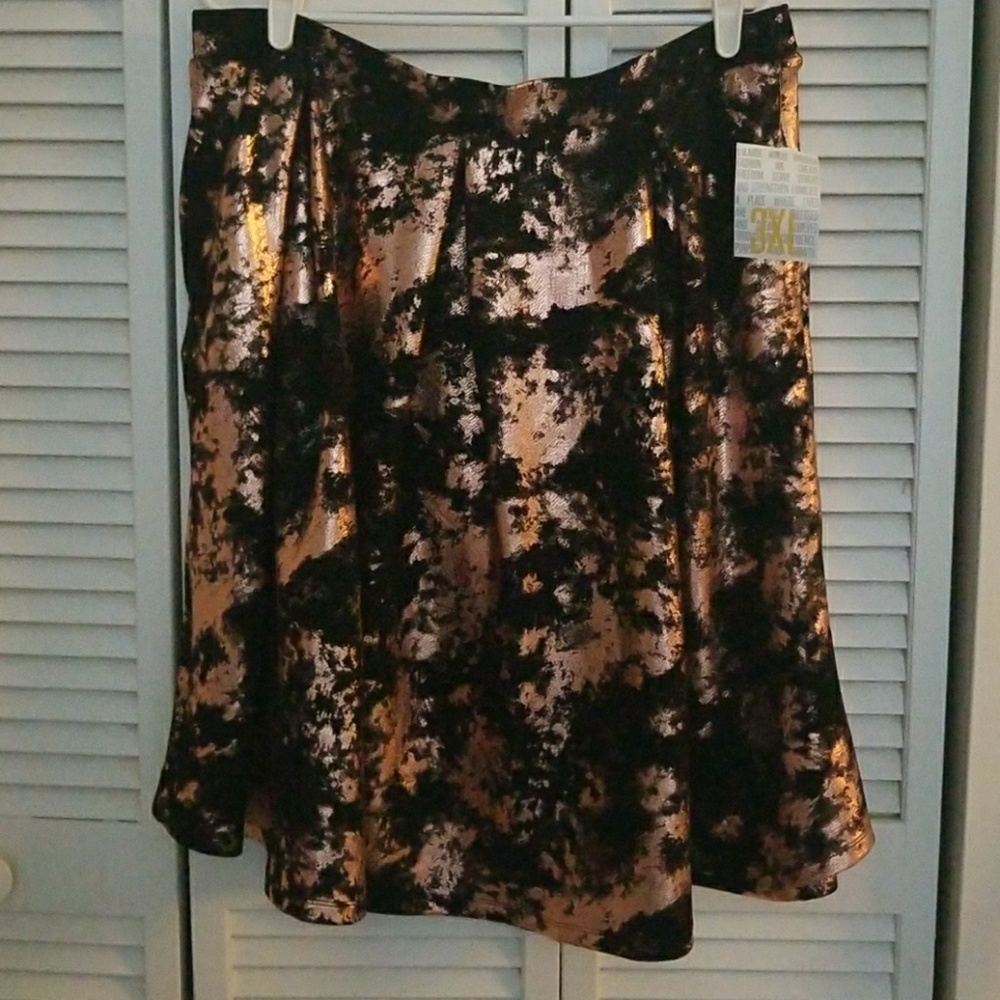 Vintage Lularoe Elegant Madison (pockets!!!)